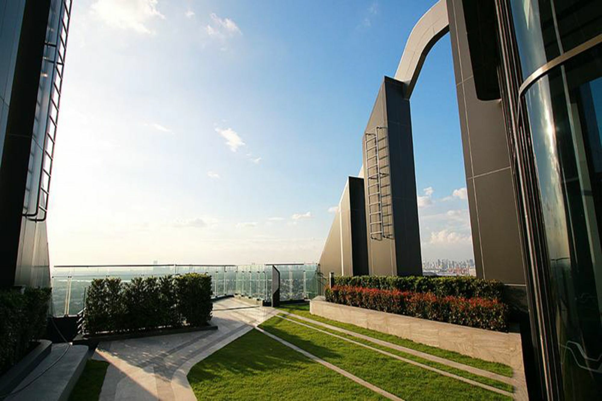 Ideo Mobi Eastgate Bangna By Winnie Бангкок Екстер'єр фото
